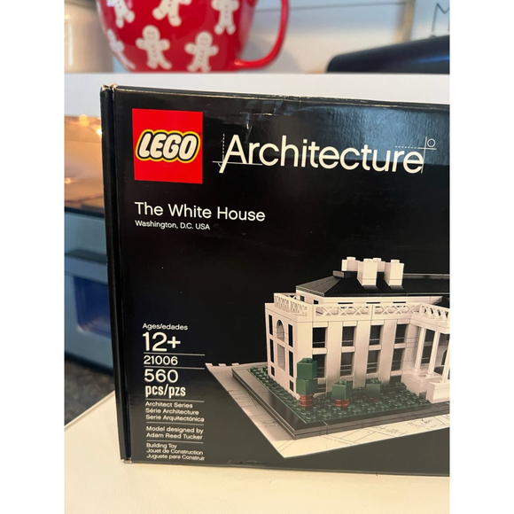 LEGO Architecture: The White House 21006 - Picture 6 of 8